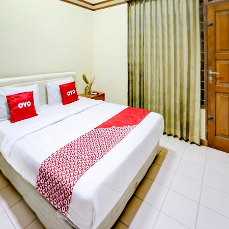 Oyo 90066 Tobana Pejaten House Jakarta Exteriör bild