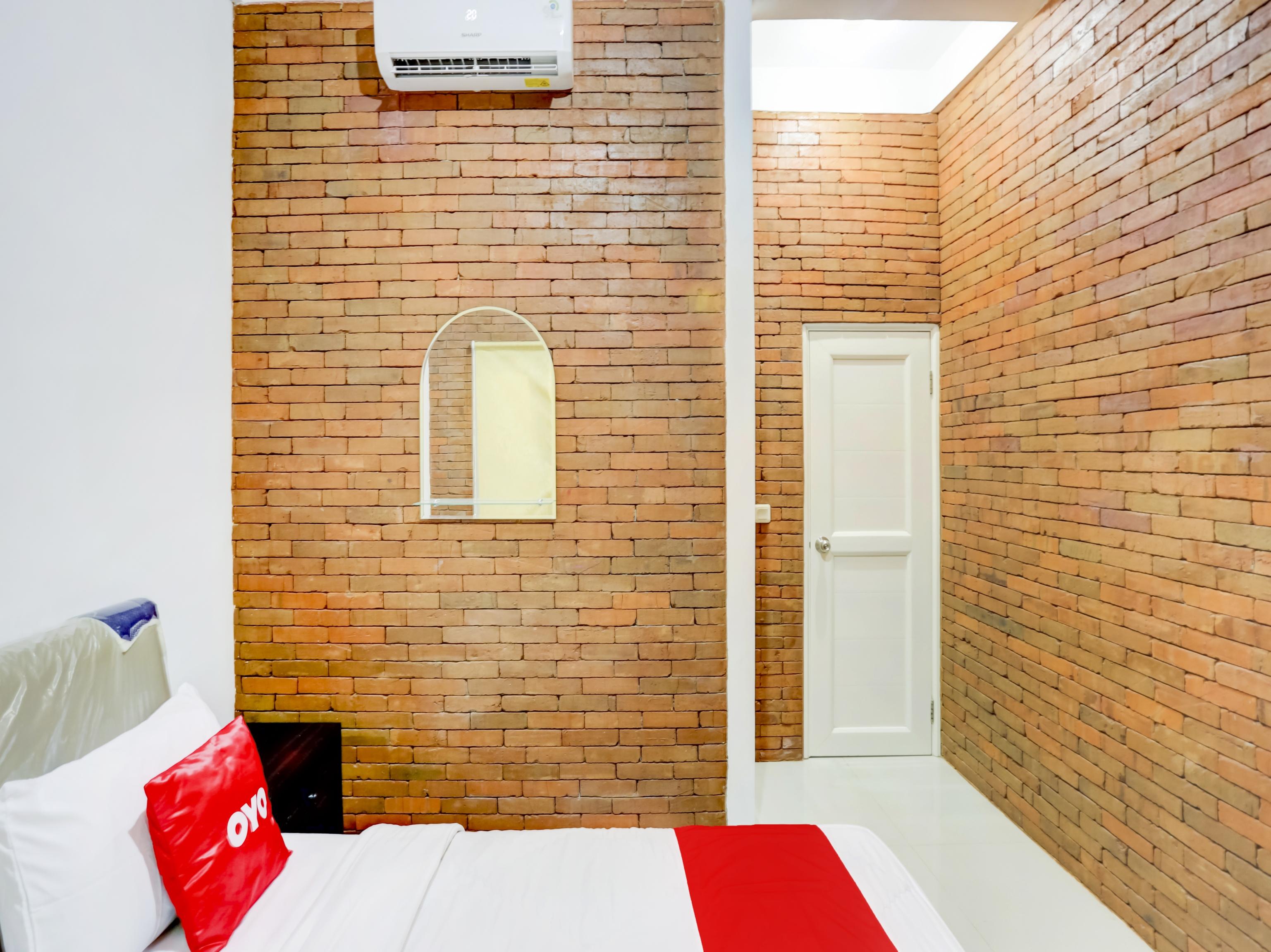Oyo 90066 Tobana Pejaten House Jakarta Exteriör bild