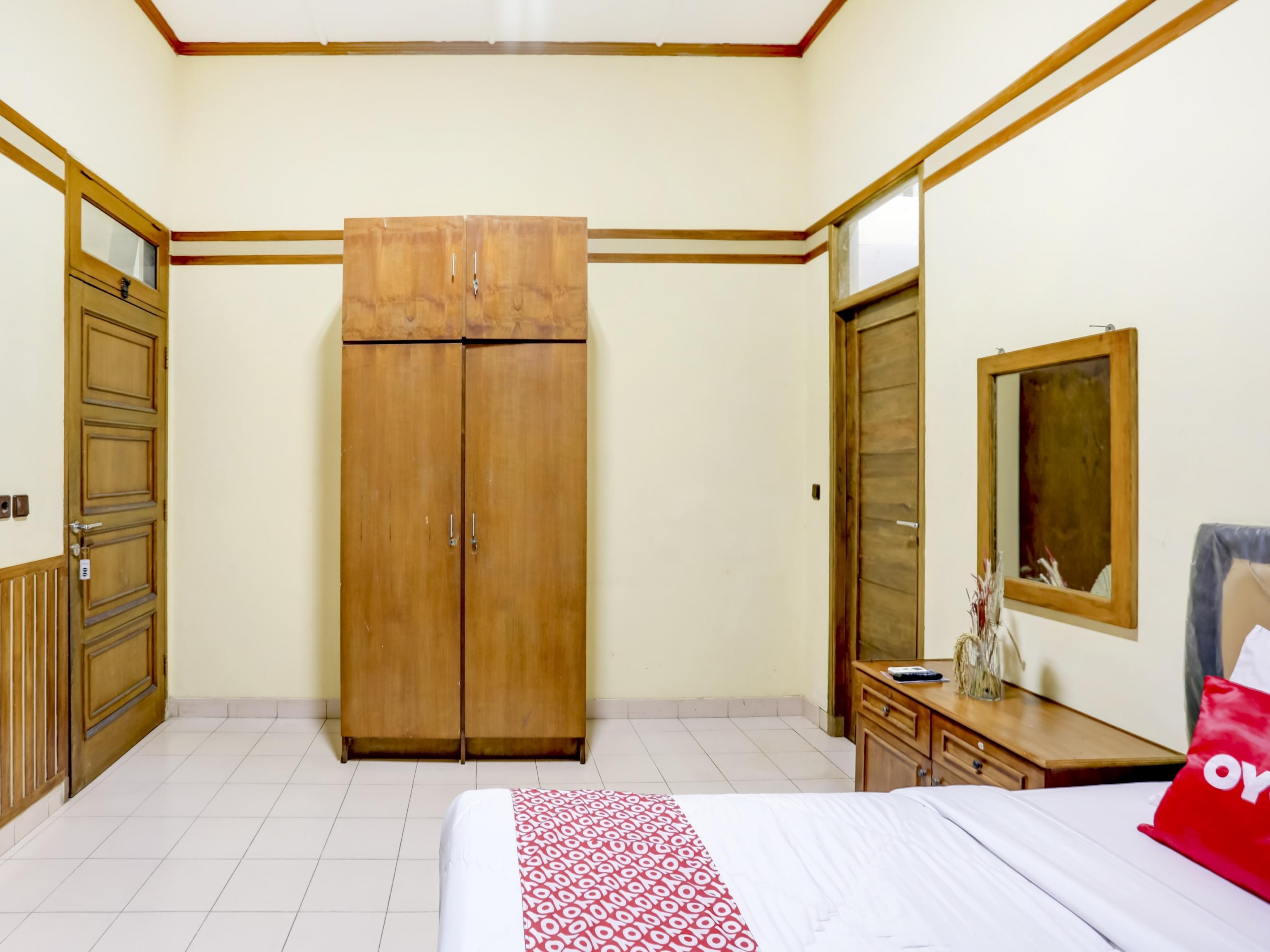Oyo 90066 Tobana Pejaten House Jakarta Exteriör bild