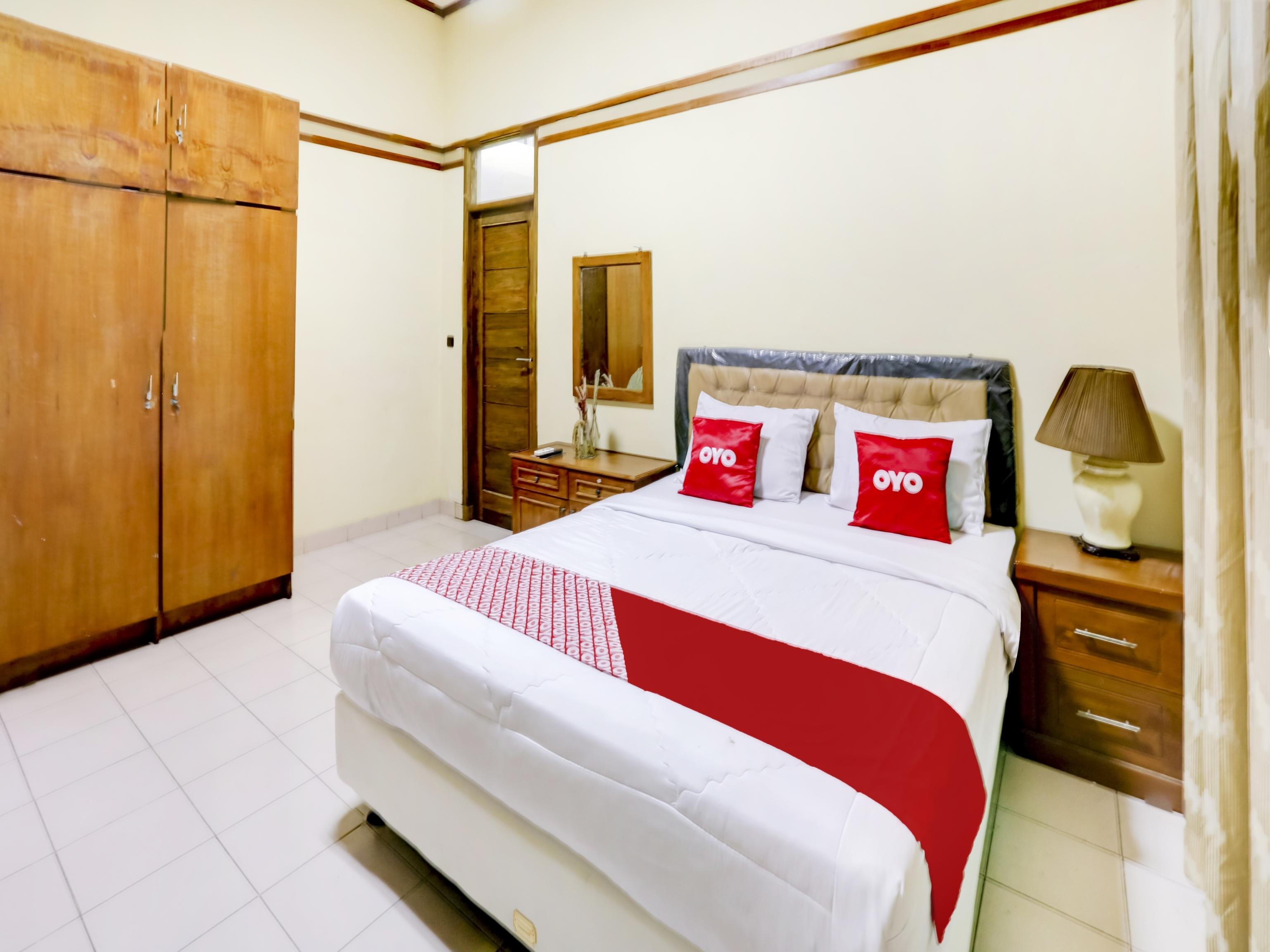 Oyo 90066 Tobana Pejaten House Jakarta Exteriör bild